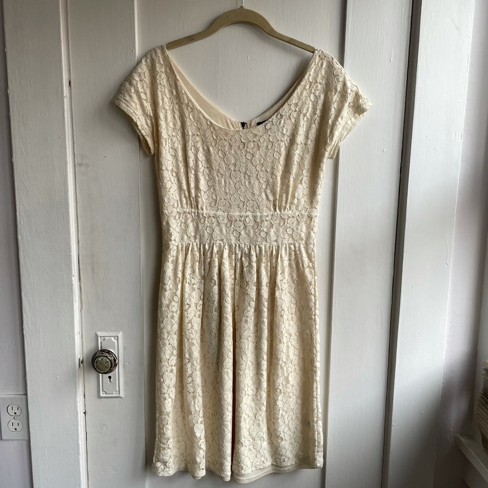 Off White Lace and Cotton Banana Republic Dress